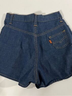 Excellent condition Big E orange tab high waist short shorts booty shorts